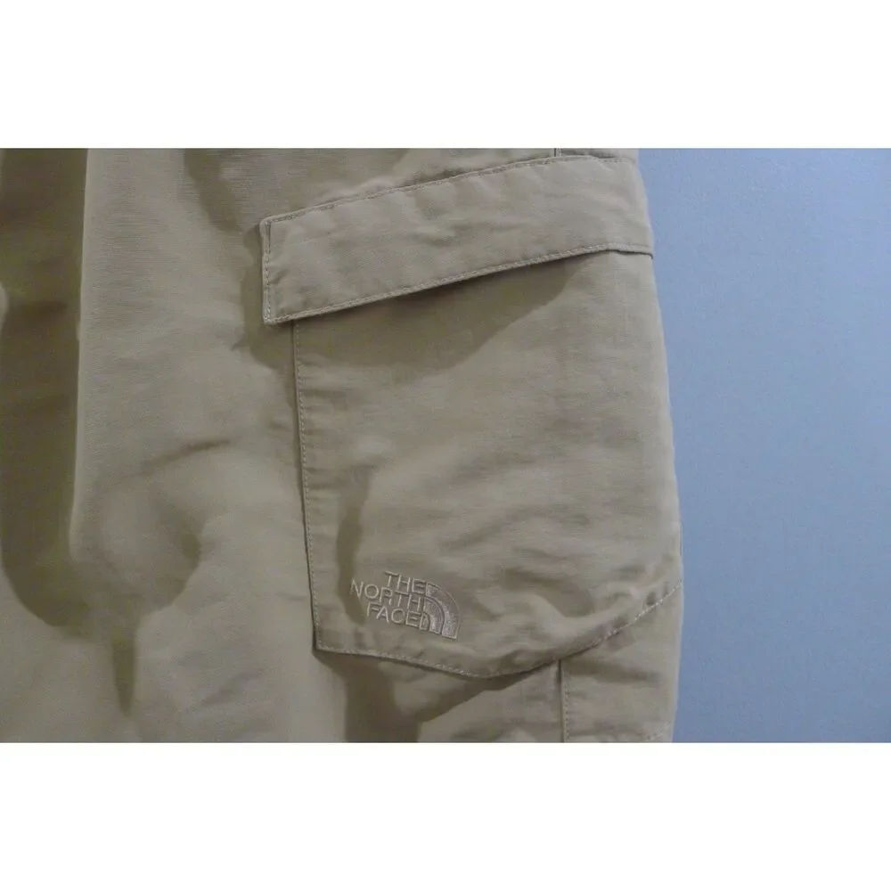 The North Face Mens Cargo Short - Khaki 40